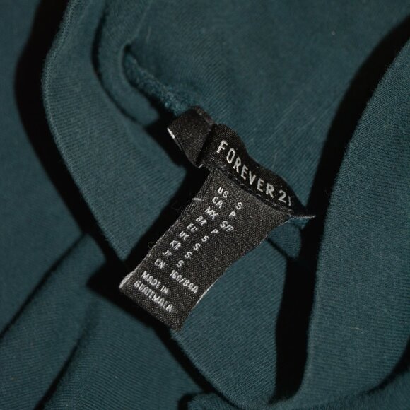 Forever 21 | Cropped Emerald Green Long Sleeve Turtle Neck Top - Picture 5 of 5
